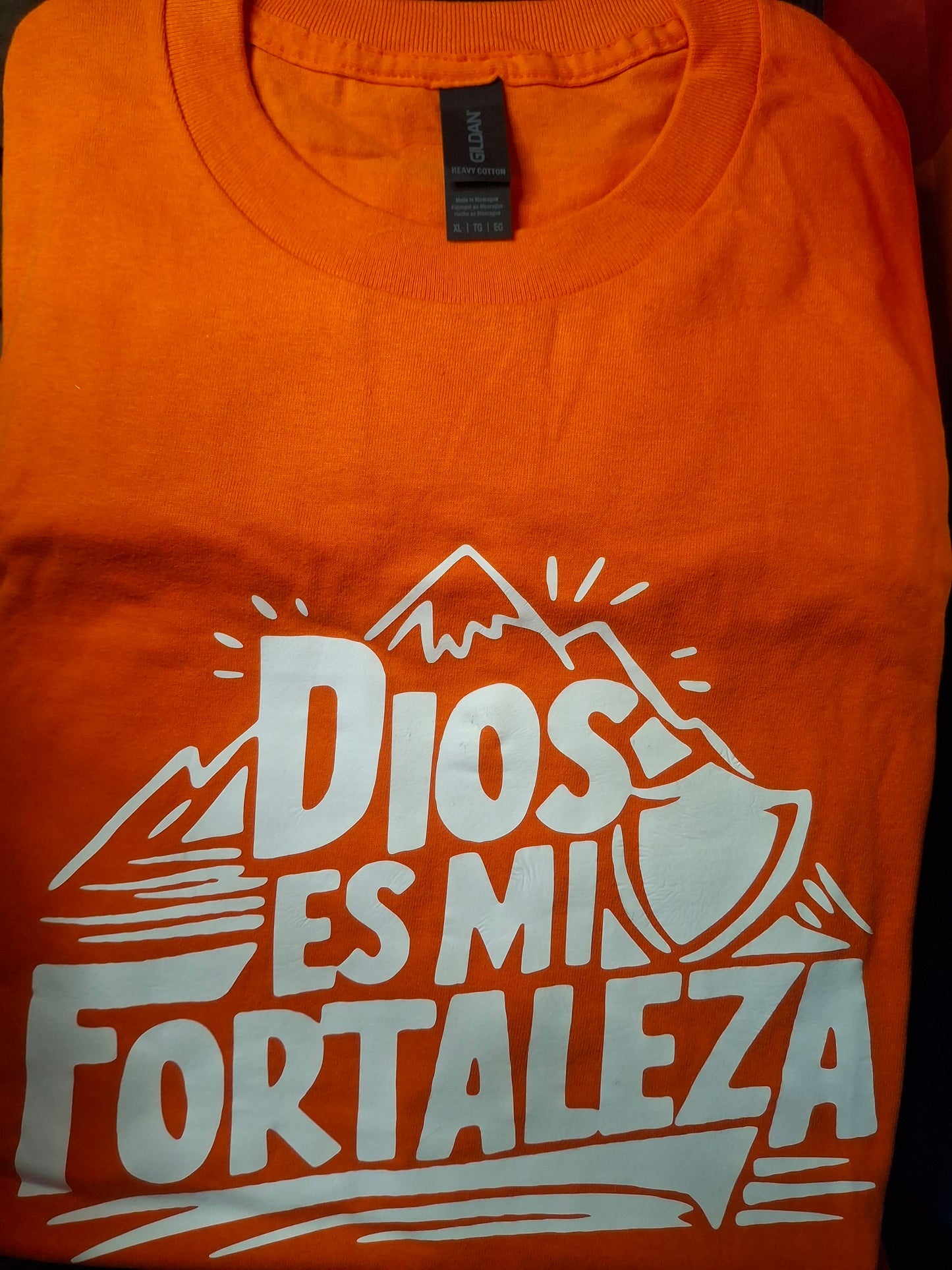 Camisa "Dios Es Mi Fortaleza"